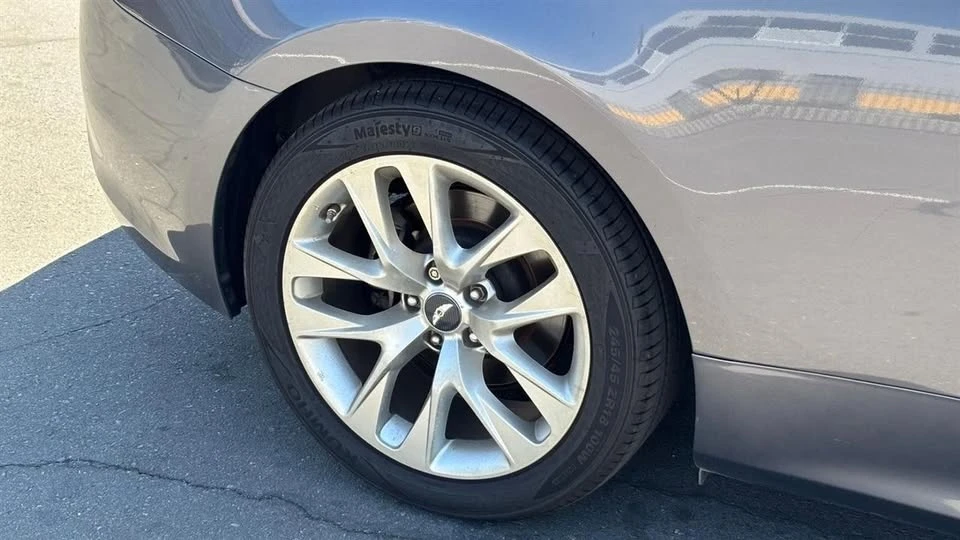 2013 Hyundai Genesis Coupe - Image 11 of 20