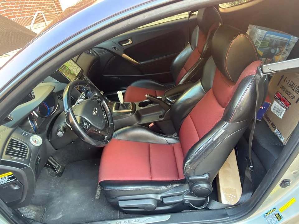 2013 Hyundai Genesis Coupe - Image 11 of 16