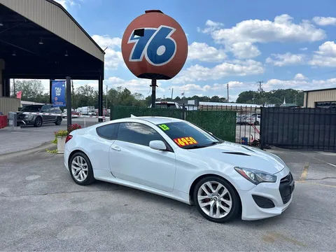 2013 Hyundai Genesis Coupe 2.0T Coupe 2D