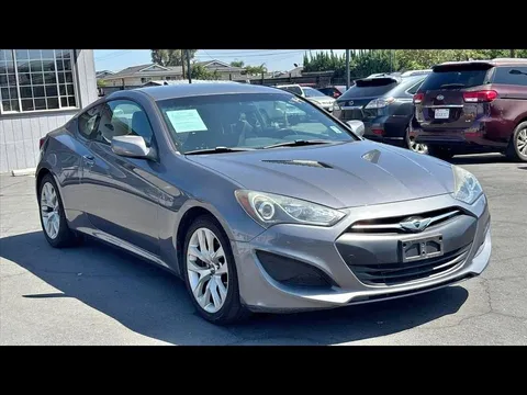2013 Hyundai Genesis Coupe 2.0T Coupe 2D