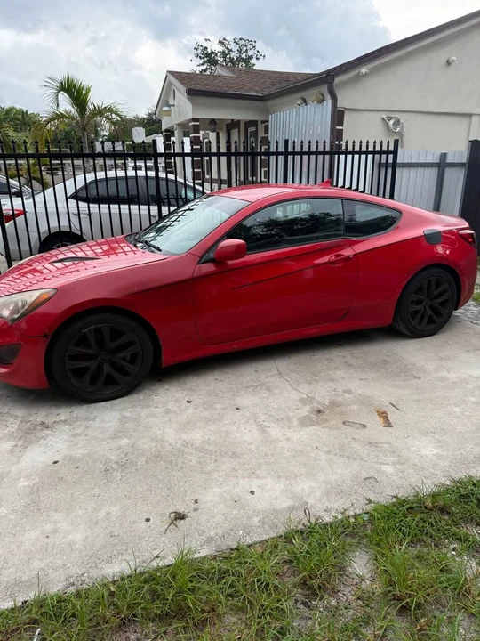 2013 Hyundai Genesis Coupe - Image 3 of 6