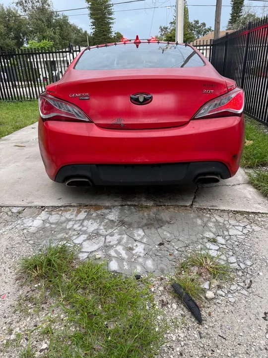 2013 Hyundai Genesis Coupe - Image 4 of 6