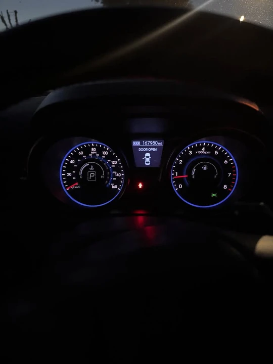2013 Hyundai Genesis Coupe - Image 7 of 8