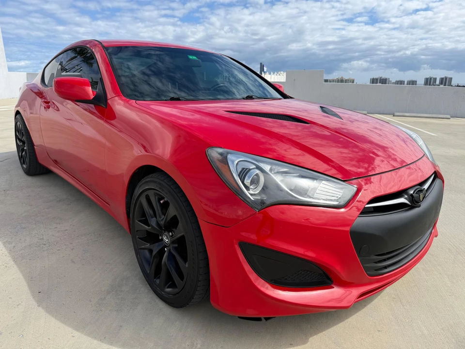 2013 Hyundai Genesis Coupe - Image 23 of 31