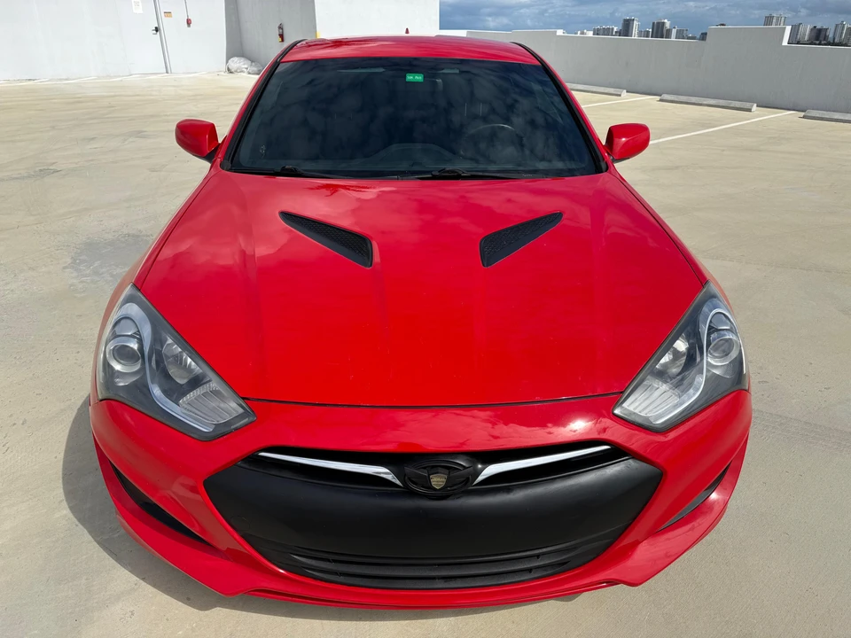 2013 Hyundai Genesis Coupe - Image 6 of 31