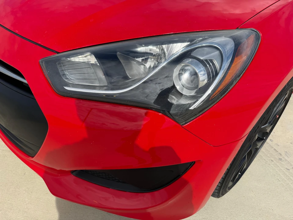 2013 Hyundai Genesis Coupe - Image 26 of 31