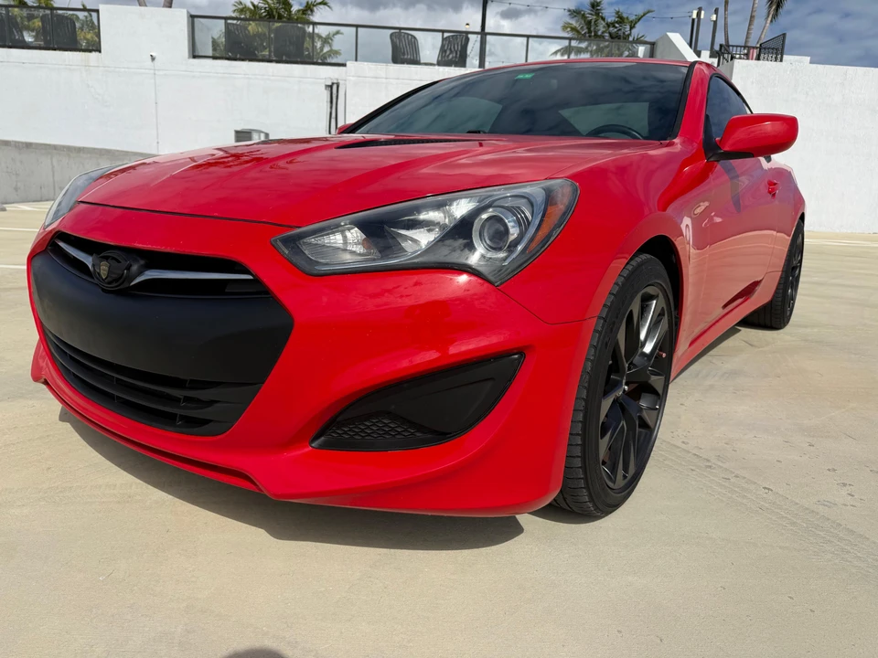 2013 Hyundai Genesis Coupe - Image 8 of 31