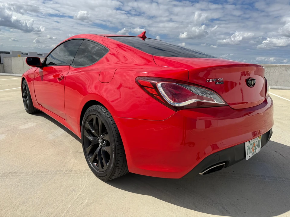 2013 Hyundai Genesis Coupe - Image 14 of 31