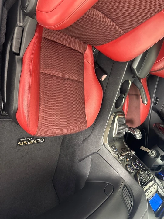 2013 Hyundai Genesis Coupe - Image 20 of 21