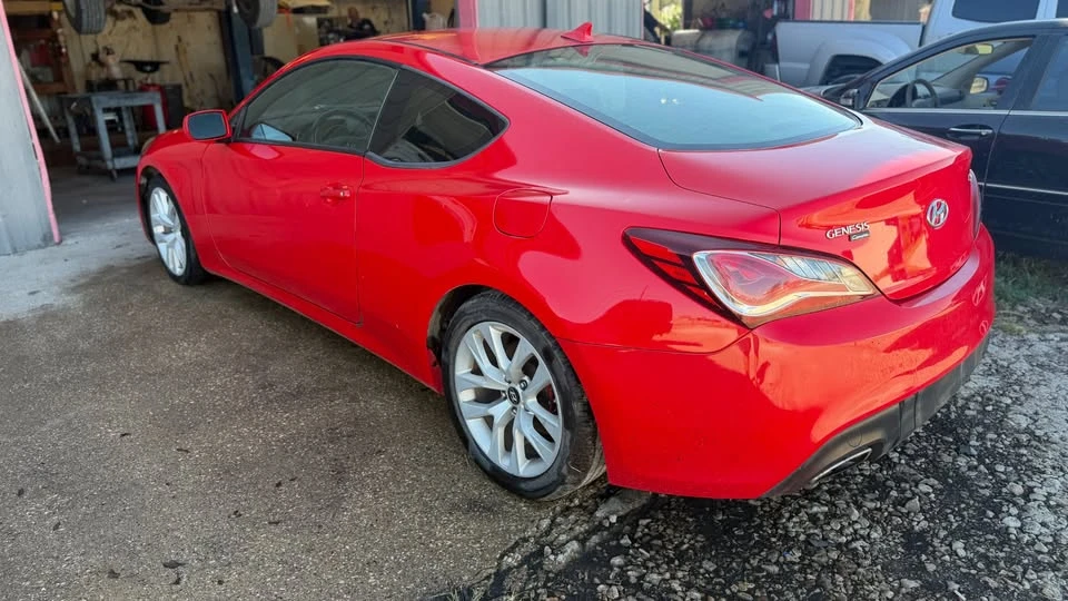 2013 Hyundai Genesis Coupe - Image 3 of 15