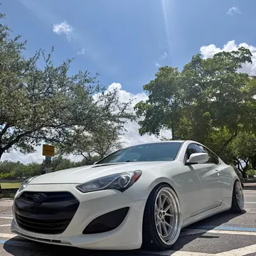 2013 Hyundai Genesis Coupe 2.0T