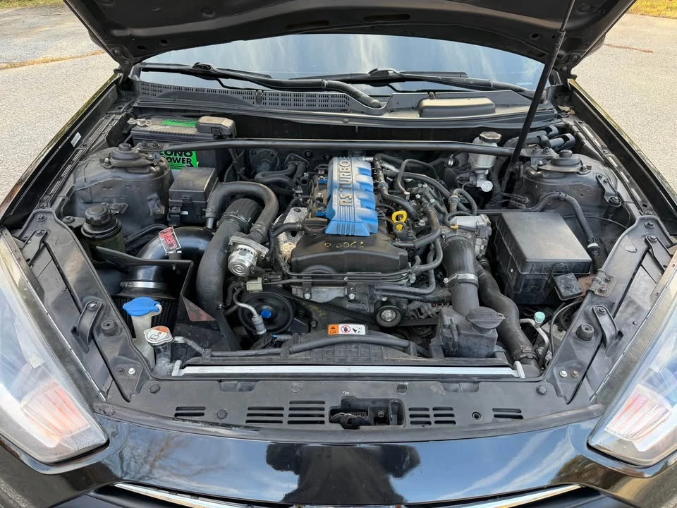 2013 Hyundai Genesis Coupe - Image 11 of 13