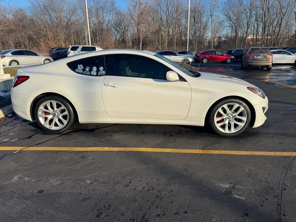 2013 Hyundai Genesis Coupe - Image 3 of 8