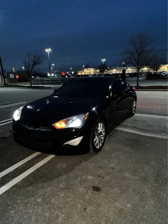 2013 Hyundai Genesis Coupe - Image 7 of 15