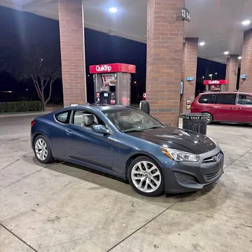 2013 Hyundai Genesis Coupe 2.0T Premium