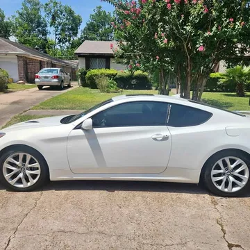 2013 Hyundai Genesis Coupe 2.0T Premium