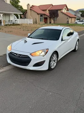 2013 Hyundai Genesis Coupe 2.0T Premium