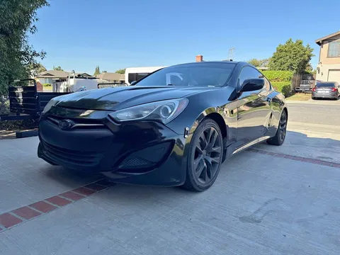 2013 Hyundai Genesis Coupe 2.0T Premium