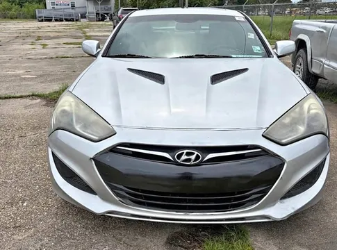 2013 Hyundai Genesis Coupe 2.0T Premium