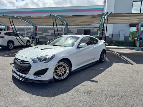 2013 Hyundai Genesis Coupe 2.0T Premium