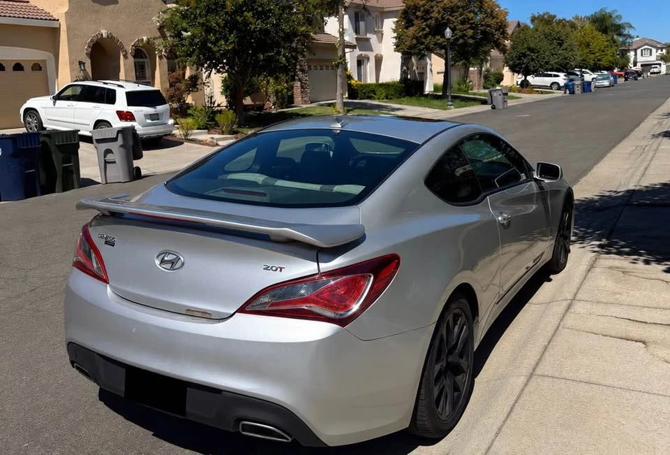 2013 Hyundai Genesis Coupe - Image 4 of 6