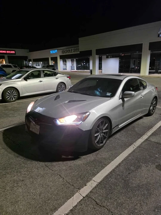 2013 Hyundai Genesis Coupe - Image 3 of 11