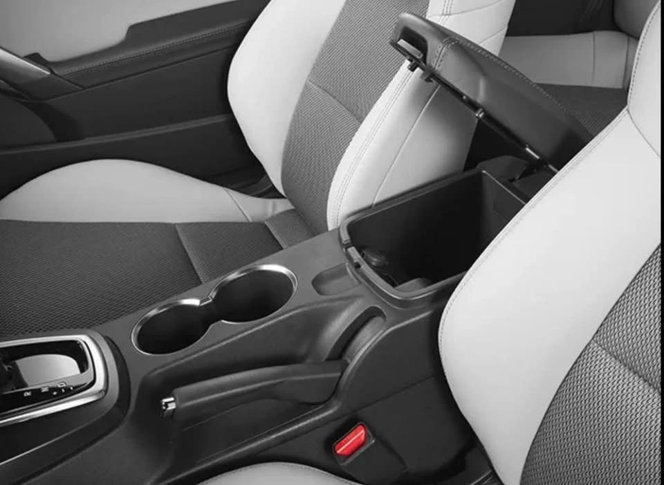 2013 Hyundai Genesis Coupe - Image 7 of 7