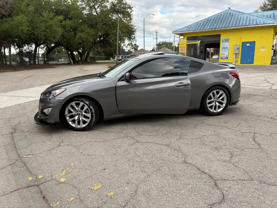 2013 Hyundai Genesis Coupe - Image 2 of 5