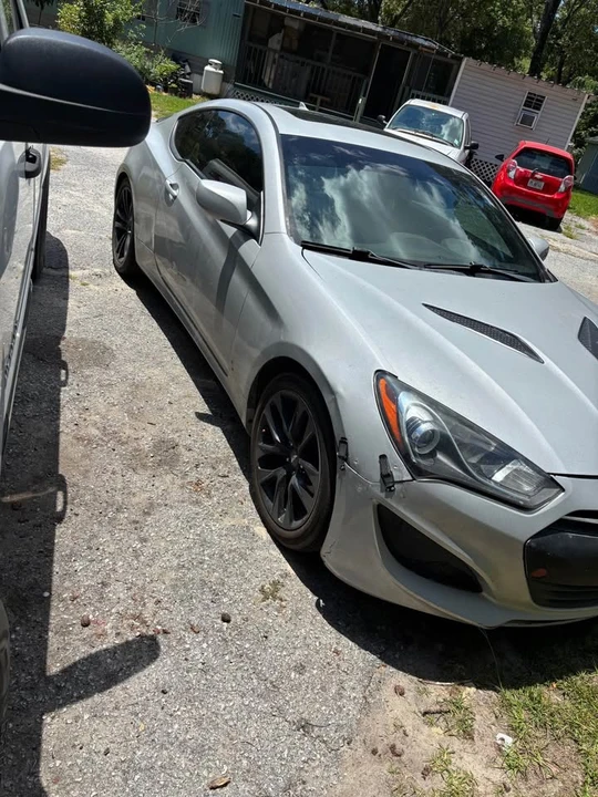 2013 Hyundai Genesis Coupe - Image 2 of 6