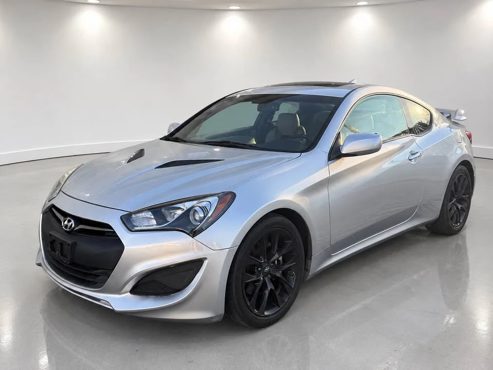 2013 Hyundai Genesis Coupe - Image 4 of 7