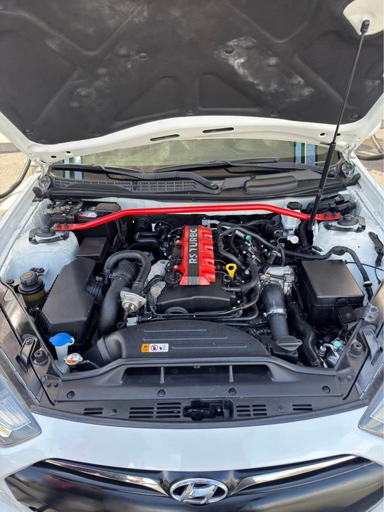 2013 Hyundai Genesis Coupe - Image 2 of 16