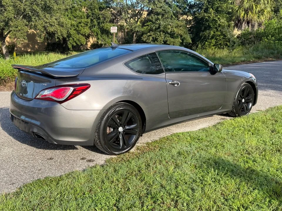 2013 Hyundai Genesis Coupe - Image 3 of 10