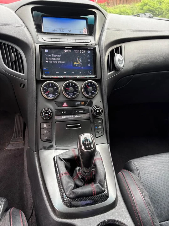 2013 Hyundai Genesis Coupe - Image 6 of 14