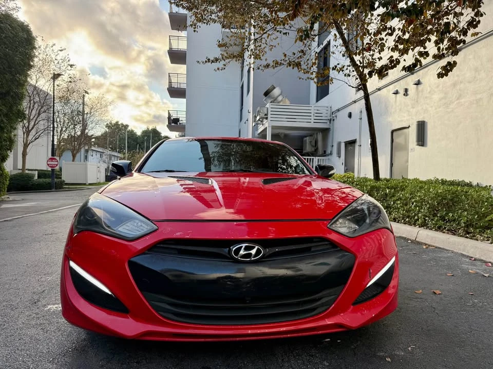 2013 Hyundai Genesis Coupe - Image 5 of 15