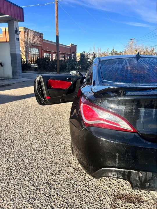 2013 Hyundai Genesis Coupe - Image 6 of 6