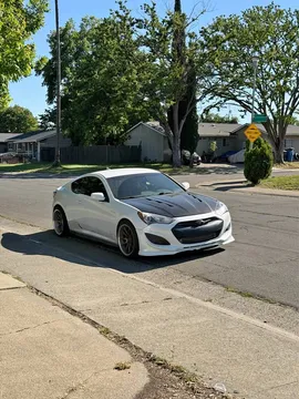 2013 Hyundai Genesis Coupe 2.0T R-Spec
