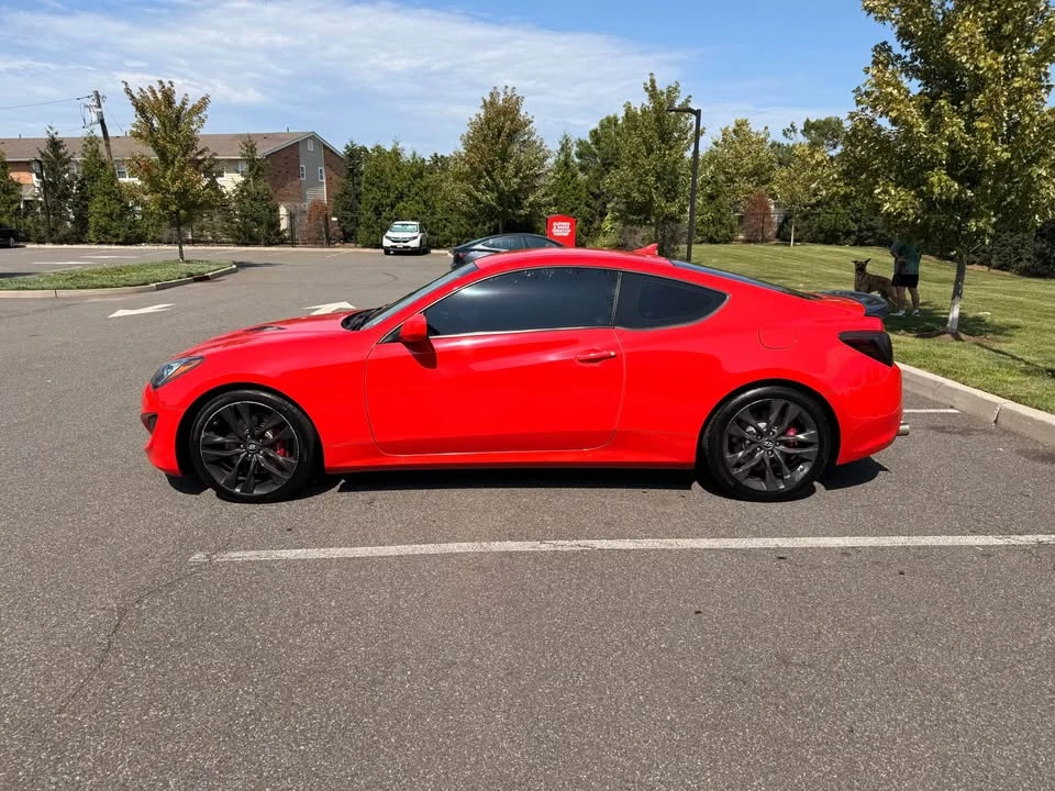 2013 Hyundai Genesis Coupe - Image 2 of 19