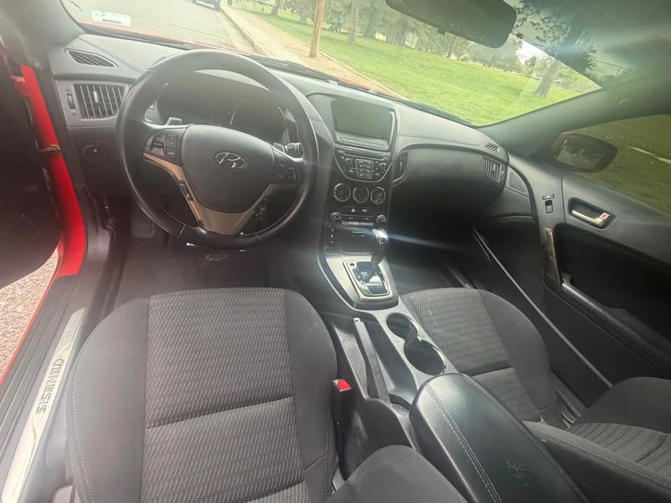 2013 Hyundai Genesis Coupe - Image 8 of 11