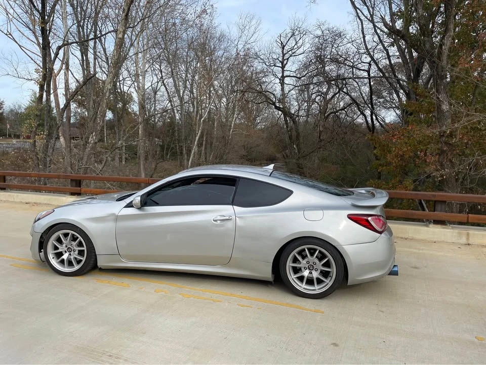 2013 Hyundai Genesis Coupe - Image 3 of 16