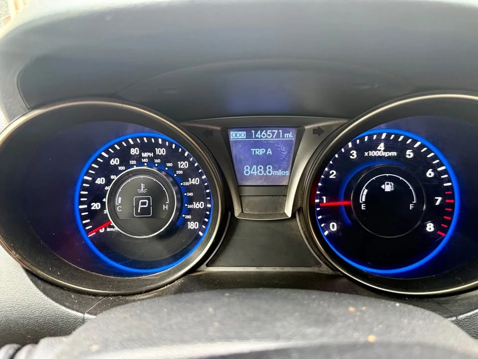 2013 Hyundai Genesis Coupe - Image 7 of 13
