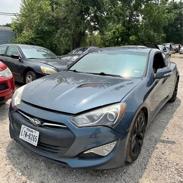 2013 Hyundai Genesis Coupe 3.8 Coupe 2D