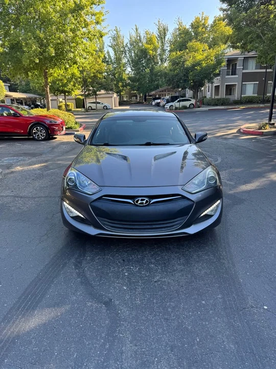 2013 Hyundai Genesis Coupe - Image 8 of 10