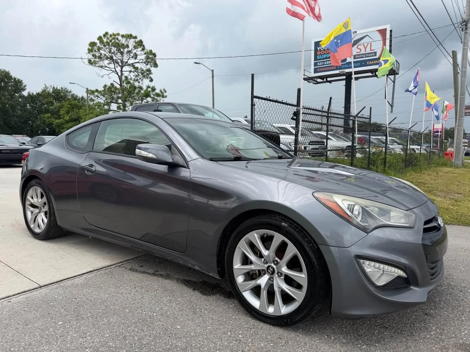 2013 Hyundai Genesis Coupe - Image 3 of 10