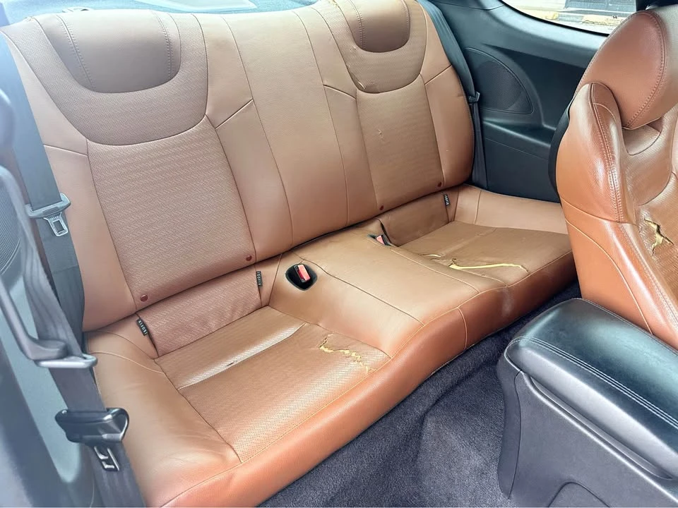 2013 Hyundai Genesis Coupe - Image 11 of 17