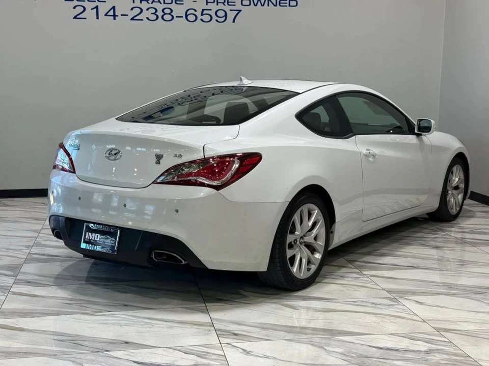 2013 Hyundai Genesis Coupe - Image 6 of 20