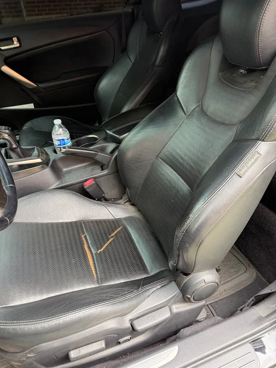 2013 Hyundai Genesis Coupe - Image 12 of 14