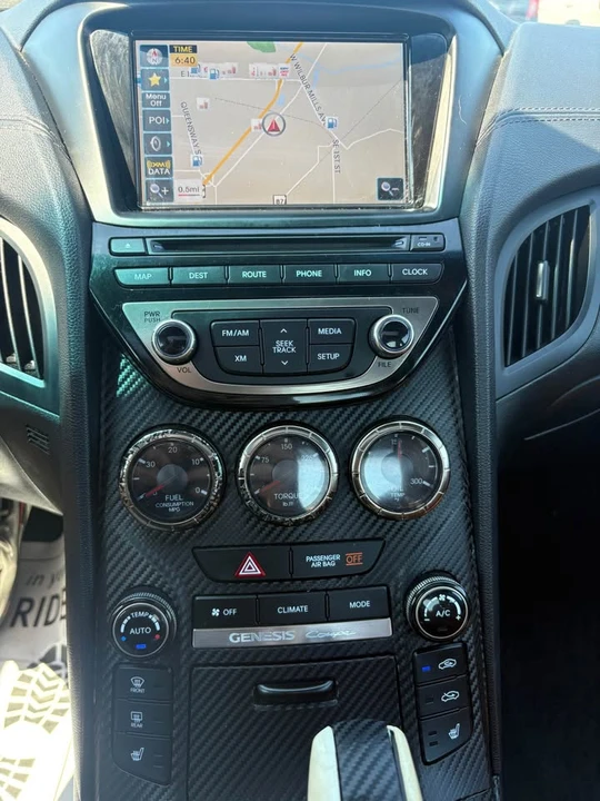 2013 Hyundai Genesis Coupe - Image 7 of 8