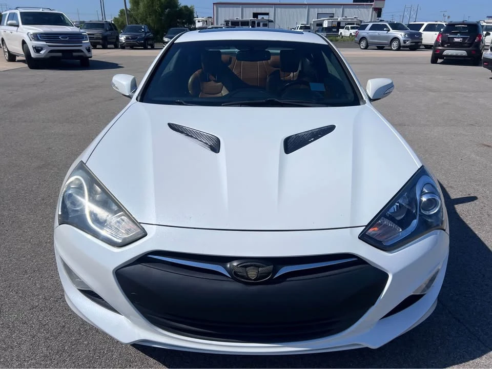 2013 Hyundai Genesis Coupe - Image 5 of 12