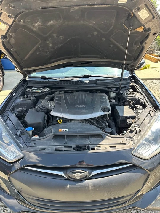 2013 Hyundai Genesis Coupe - Image 7 of 11