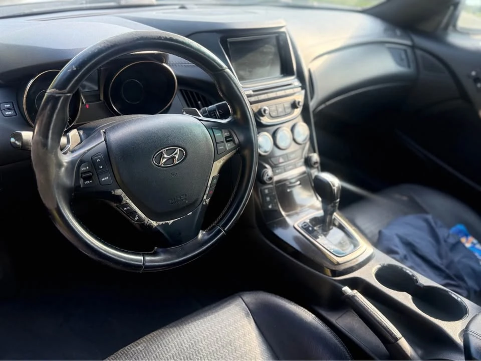 2013 Hyundai Genesis Coupe - Image 6 of 7